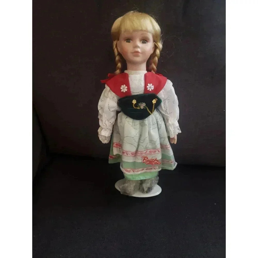 Vintage Porcelain‎ Busch Gardens Doll